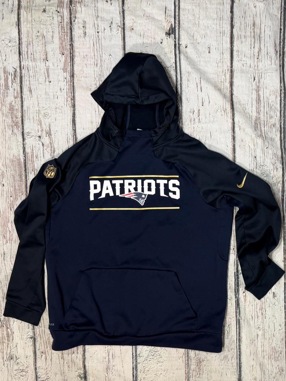 New England Patriots Nike Therma Fit On Field Hoodie Sweatshirt Women's